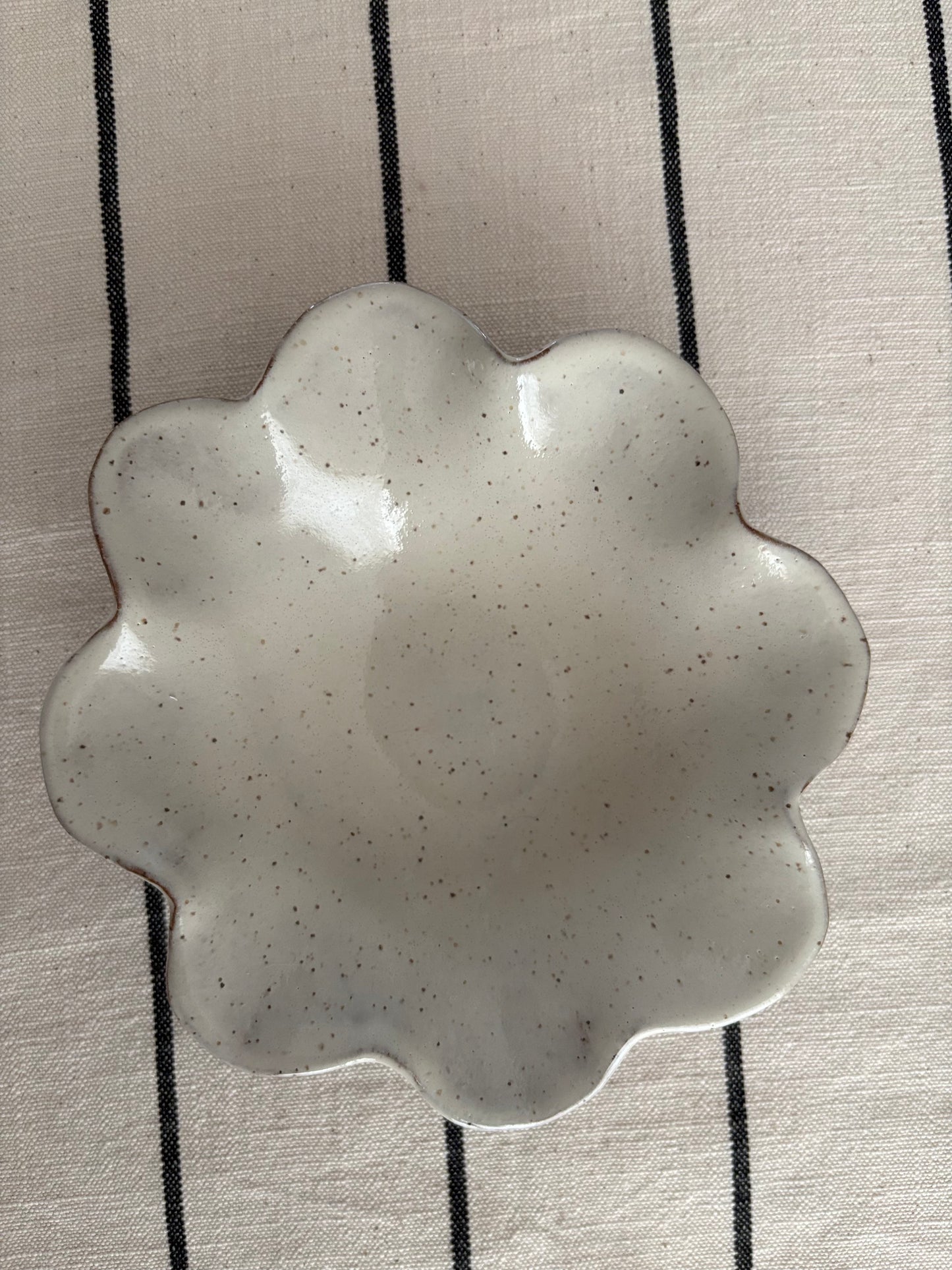 Petite assiette AMANDE ÉPICÉE