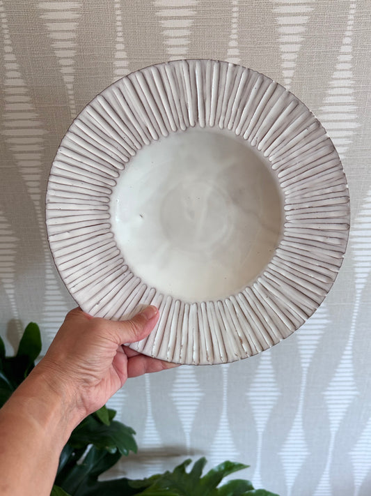 Assiette en grès LINËA