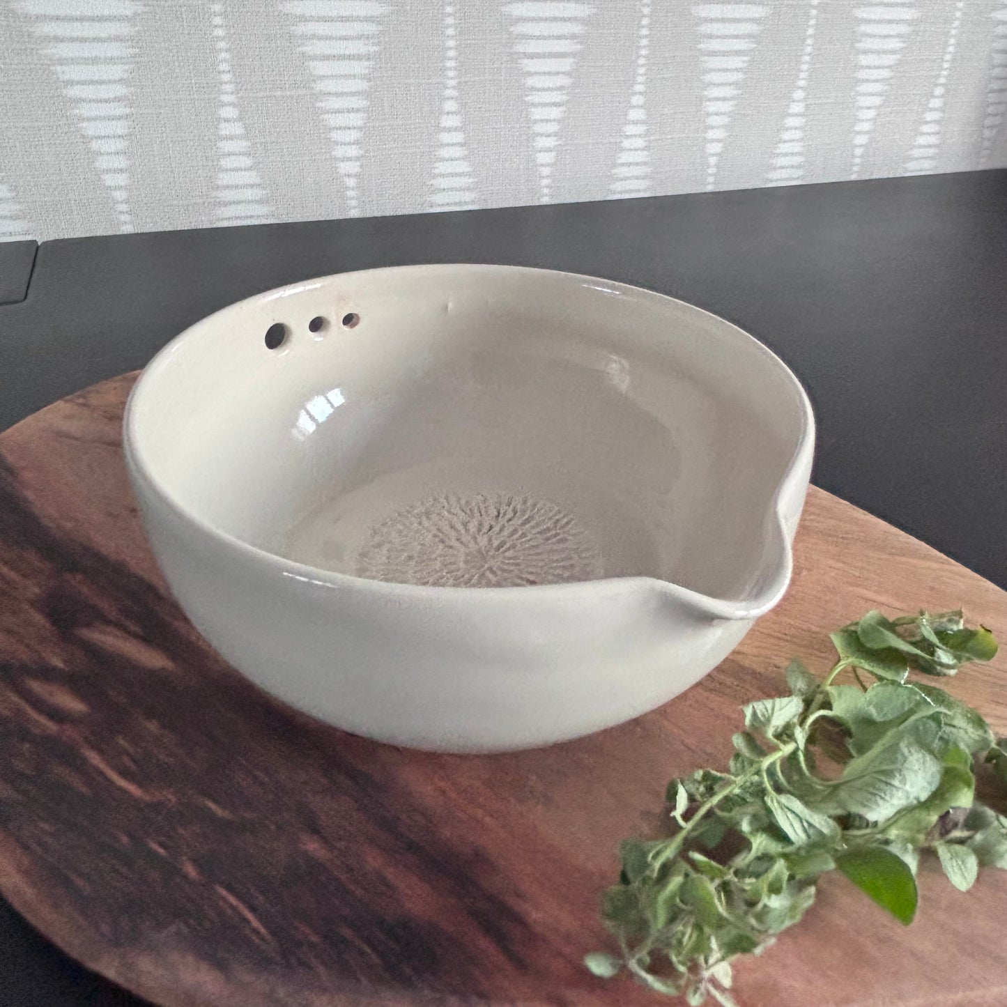 Râpe ail et dénudeur fines herbes